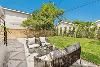 12497 Gilmore Ave, Los Angeles, CA 90066 - Photo 25