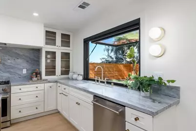 602 Fresca St, Solana Beach, CA 92075 - Photo 9
