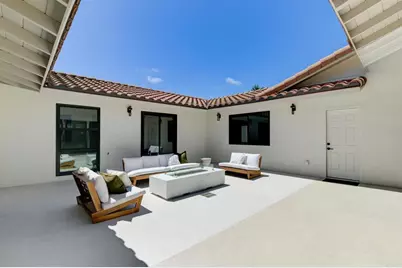 8838 La Jolla Scenic Drive, La Jolla, CA 92037 - Photo 13