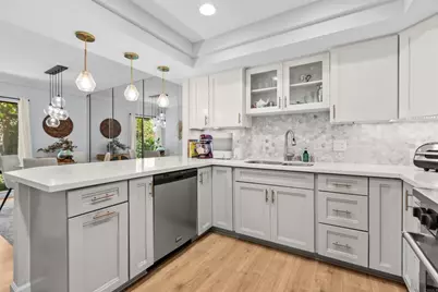5204 Caminito Solitario, San Diego, CA 92108 - Photo 15