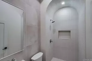 2522 Chalcedony St, Pacific Beach (San Diego), CA 92109 - Photo 33