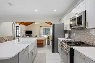 7254 Zest St, San Diego, CA 92139 - Photo 11