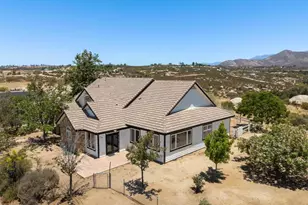 44075 Timber TR, Hemet, CA 92544 - Photo 3
