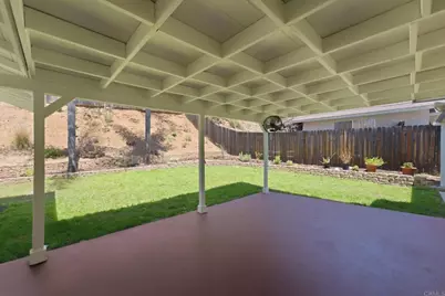 1448 Esperanza Way, Escondido, CA 92027 - Photo 5