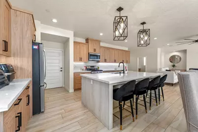 14277 Glenview Court, Victorville, CA 92395 - Photo 17