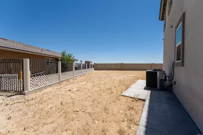 14277 Glenview Court, Victorville, CA 92395 - Photo 39