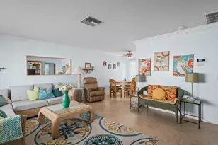 1052 Isabella Ave, Coronado, CA 92118 - Photo 3