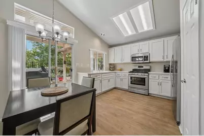 23979 Via Astuto, Murrieta, CA 92562 - Photo 11