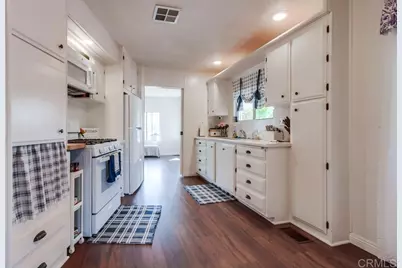 1120 E Mission Road #27, Fallbrook, CA 92028 - Photo 17