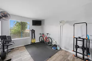 110 N 2nd Ave, Chula Vista, CA 91910 - Photo 9