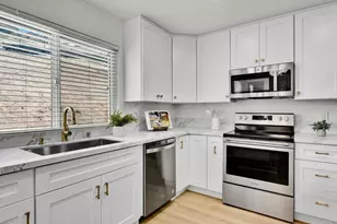 9130 Shadow Hill Rd, Santee, CA 92071 - Photo 13