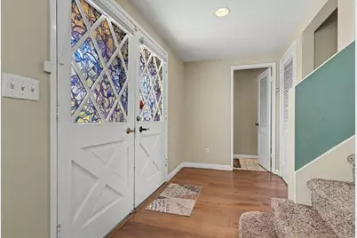 6382 Lake Shore Drive, San Diego, CA 92119 - Photo 11