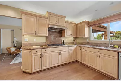6382 Lake Shore Drive, San Diego, CA 92119 - Photo 21