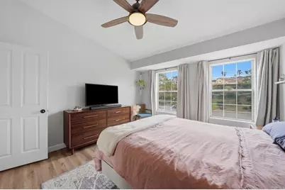 5064 Via Manos #F, Oceanside, CA 92057 - Photo 15