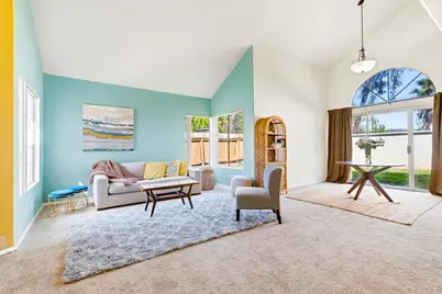 39082 Via Las Quintas, Murrieta, CA 92562 - Photo 3