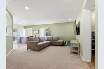 39082 Via Las Quintas, Murrieta, CA 92562 - Photo 9