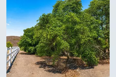 1 Palamino Circle, Temecula, CA 92590 - Photo 13