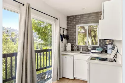 3866 Alta Mesa Drive, Studio City, CA 91604 - Photo 33