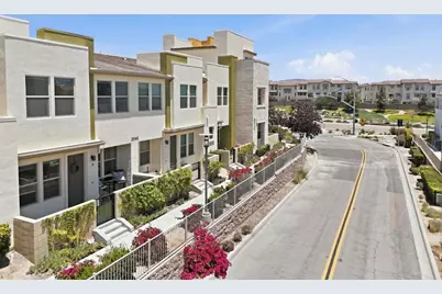 2046 Quartet Loop #4, Chula Vista, CA 91915 - Photo 33