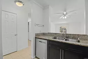 7405 Charmant Dr, San Diego, CA 92122 - Photo 7
