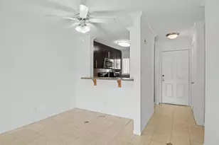 7405 Charmant Dr, San Diego, CA 92122 - Photo 5