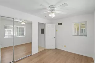 7405 Charmant Dr, San Diego, CA 92122 - Photo 15