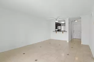 7405 Charmant Dr, San Diego, CA 92122 - Photo 11