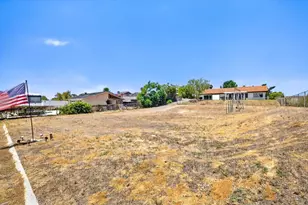 5573 Bluff St, Norco, CA 92860 - Photo 39