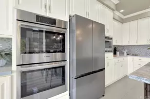 13611 Tradition St, San Diego, CA 92128 - Photo 17