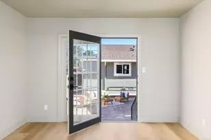 1845 Thomas Ave, San Diego, CA 92109 - Photo 23