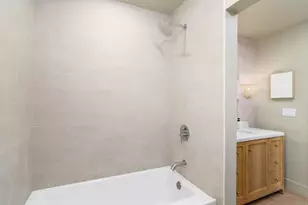 1845 Thomas Ave, San Diego, CA 92109 - Photo 21