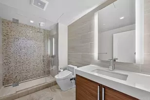 888 W E St, San Diego, CA 92101 - Photo 25
