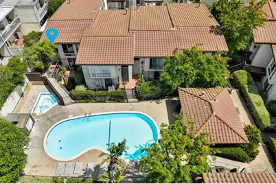 2402 Altisma Way, Carlsbad, CA 92009 - Photo 5