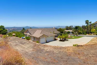737 Camelot Parkway, El Cajon, CA 92019 - Photo 53