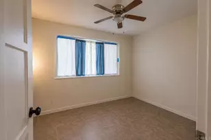 13765 Fremont St, Trona, CA 93562 - Photo 15