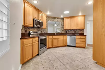 8353 Morning Mist Court, San Diego, CA 92119 - Photo 9