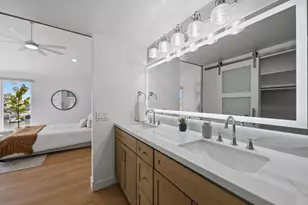 94 Kingston Ct W, Coronado, CA 92118 - Photo 29