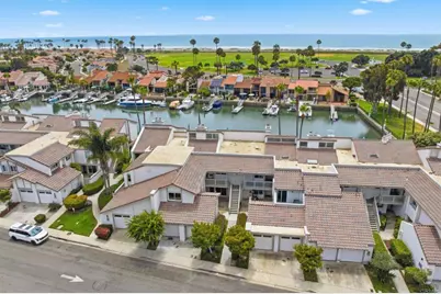 94 Kingston Ct W, Coronado, CA 92118 - Photo 49