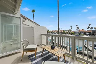 94 Kingston Ct W, Coronado, CA 92118 - Photo 19
