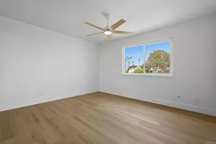 94 Kingston Ct W, Coronado, CA 92118 - Photo 33