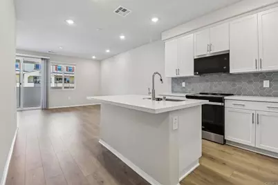 565 Toledo Way Pacifica Drive #161, Oceanside, CA 92057 - Photo 9