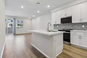 565 Toledo Way Pacifica Dr, Oceanside, CA 92057 - Photo 9