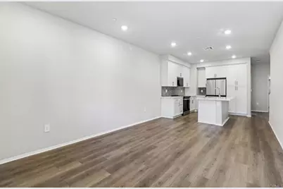 565 Toledo Way Pacifica Drive #161, Oceanside, CA 92057 - Photo 5
