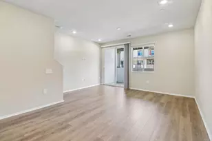 565 Toledo Way Pacifica Dr, Oceanside, CA 92057 - Photo 7