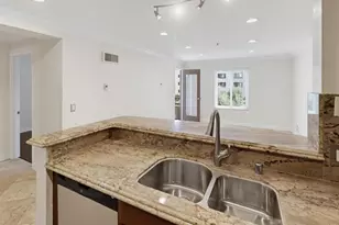 8889 Caminito Plaza Centro, San Diego, CA 92122 - Photo 7