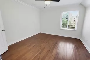 8889 Caminito Plaza Centro, San Diego, CA 92122 - Photo 13