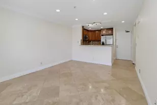 8889 Caminito Plaza Centro, San Diego, CA 92122 - Photo 13