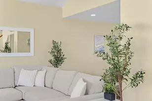 1326 Seacoast Dr, Imperial Beach, CA 91932 - Photo 11