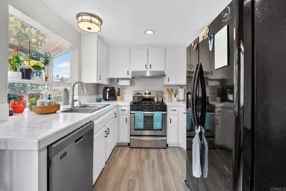 6454 Quarry Rd #8, Spring Valley, CA 91977 - Photo 9