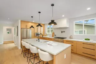 219 W Acacia Ave, El Segundo, CA 90245 - Photo 11